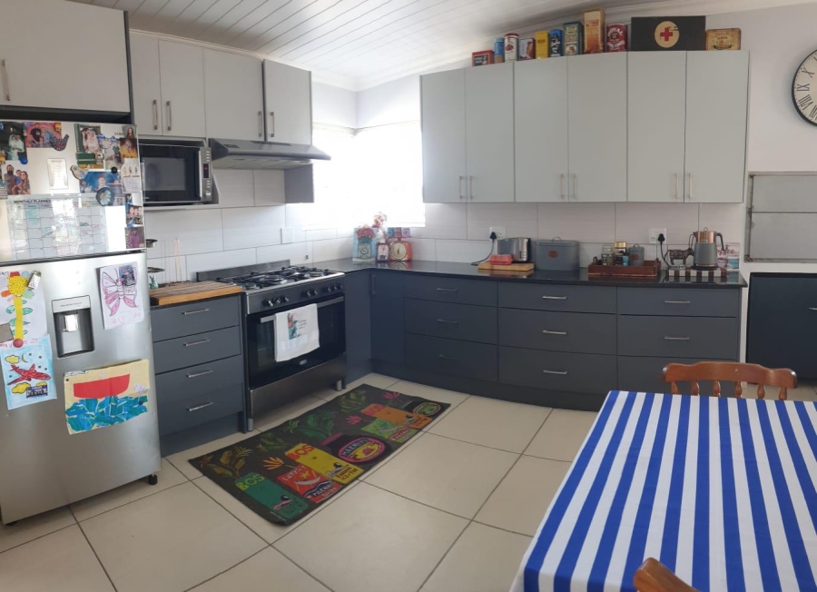 To Let 3 Bedroom Property for Rent in Seemeeu Park Western Cape